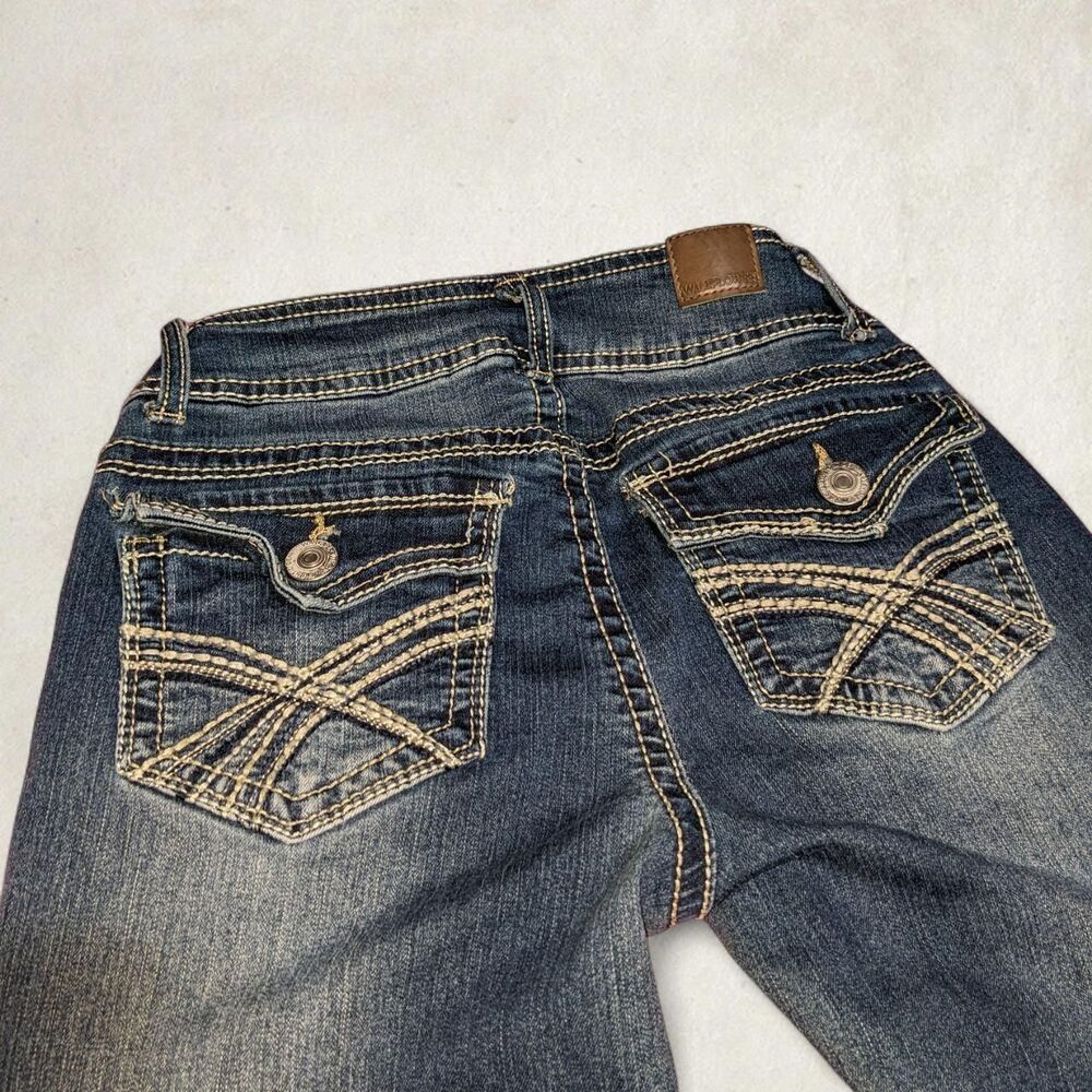 Wallflower Women's Navy and Blue Jeans